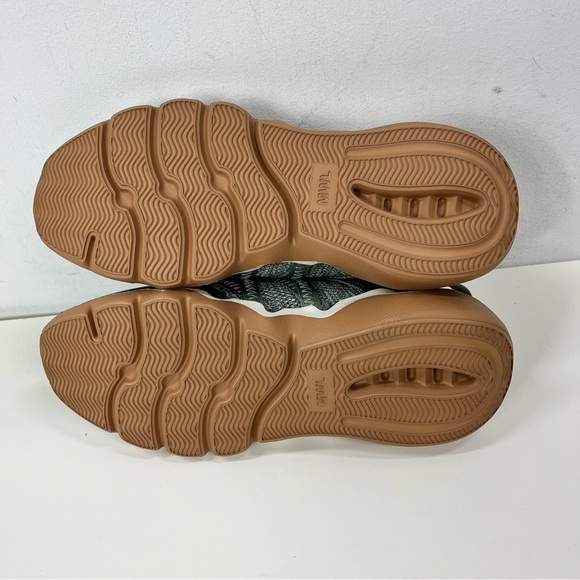 New Madewell Field Knit Sneakers | Size 8 - Picture 8 of 10